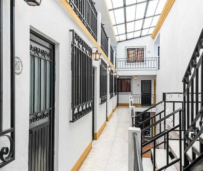 Отель Meson De Carolina