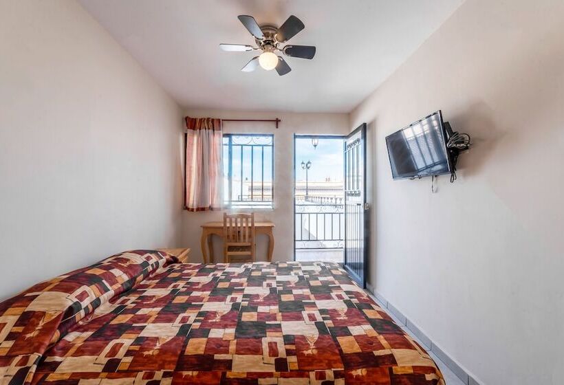 Отель Meson De Carolina