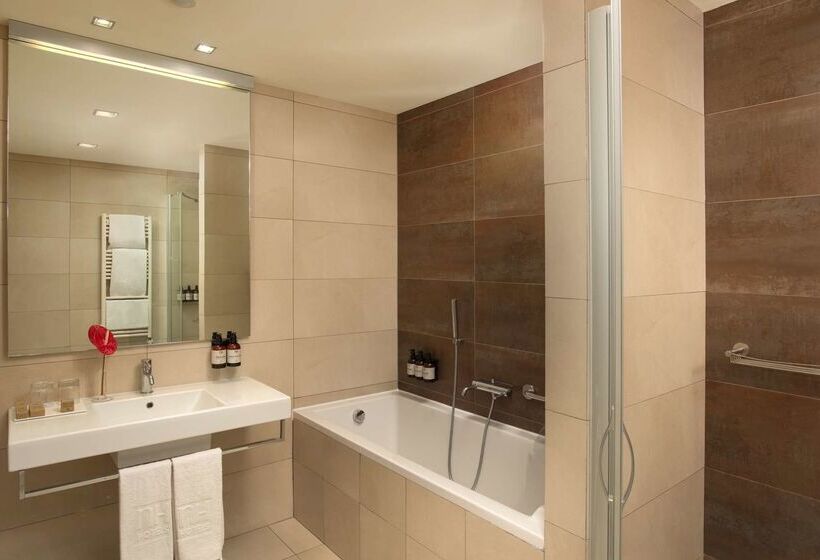 ホテル NH Orio Al Serio