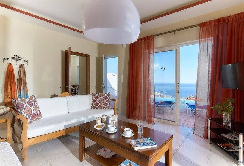 בית מלון כפרי Nymphes Luxury Apartments