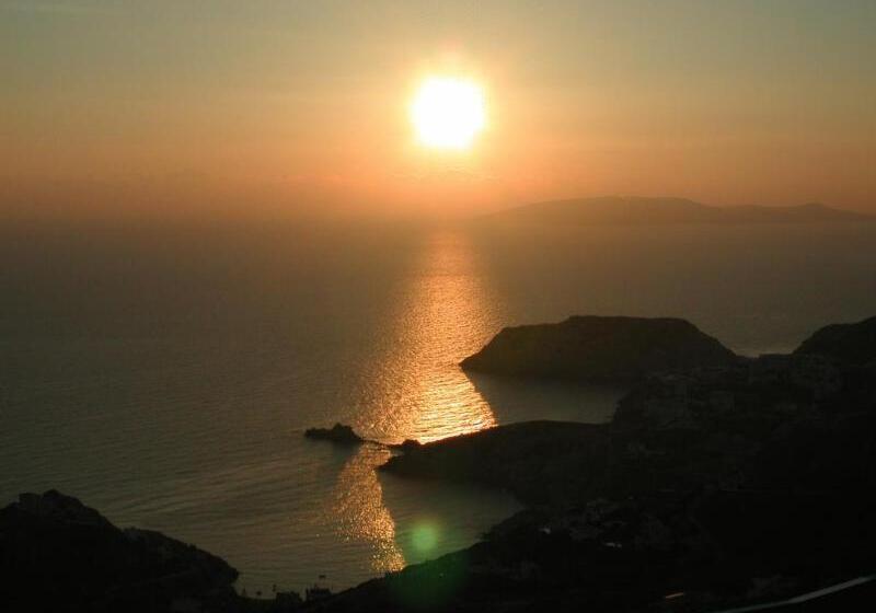 בית מלון כפרי Nymphes Luxury Apartments