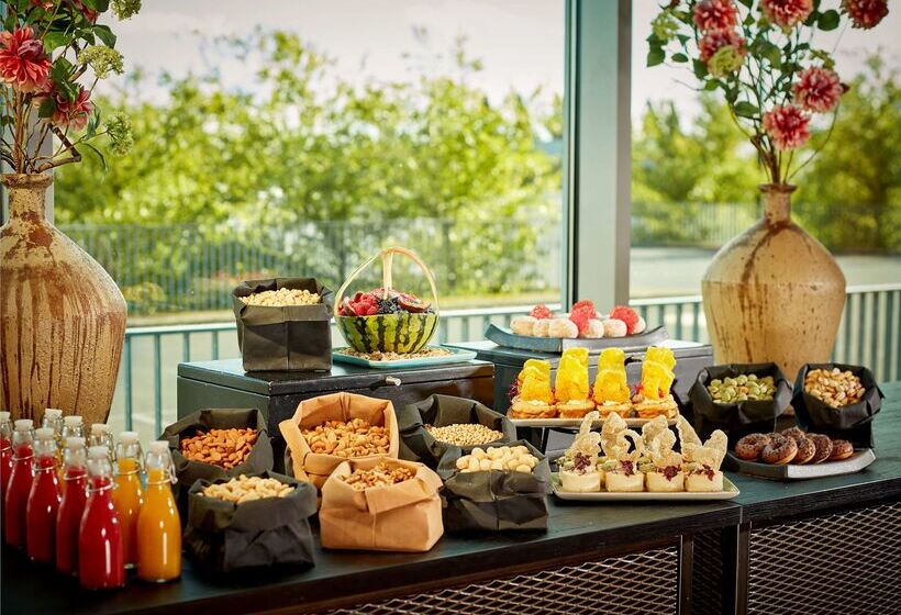 فندق Park Plaza Amsterdam Airport