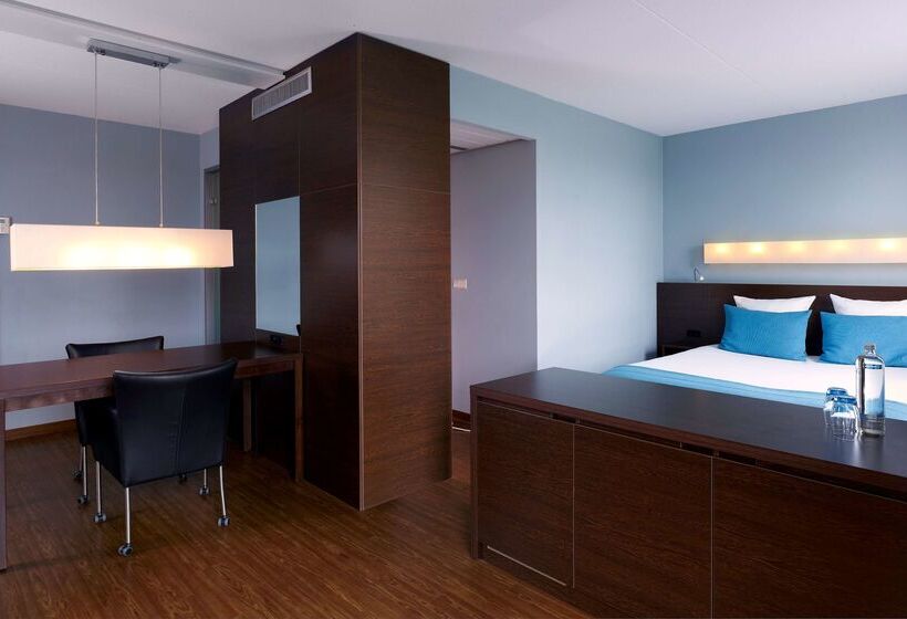 فندق Park Plaza Amsterdam Airport