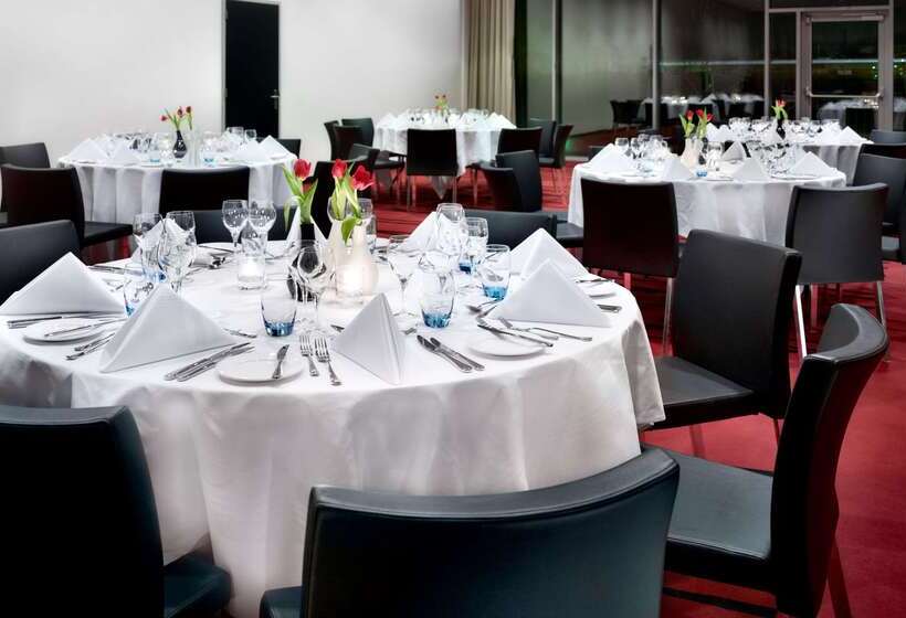 فندق Park Plaza Amsterdam Airport