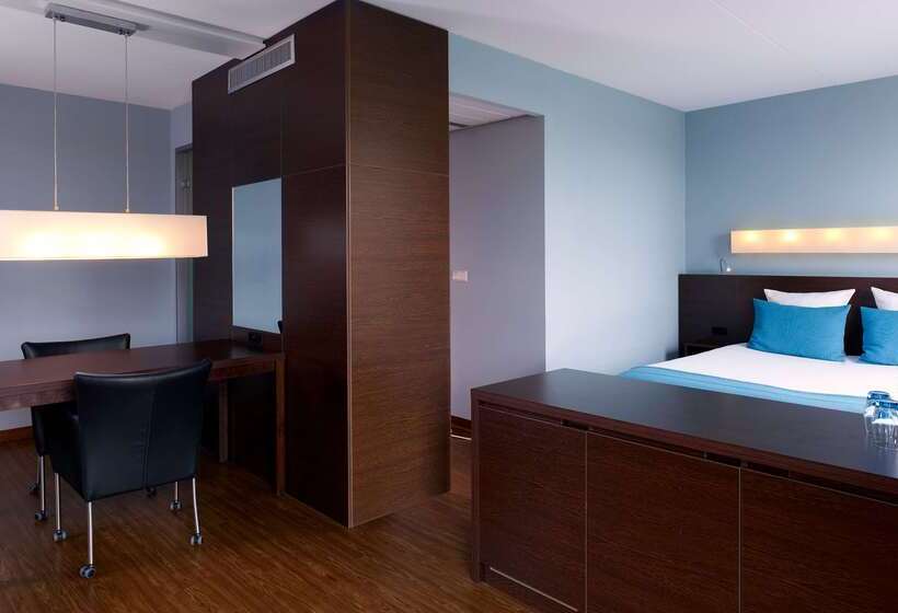 فندق Park Plaza Amsterdam Airport