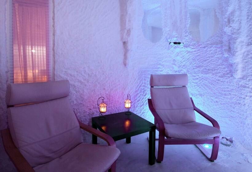 Отель Petro Sport