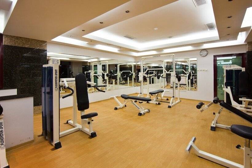 ホテル Piatra Mare