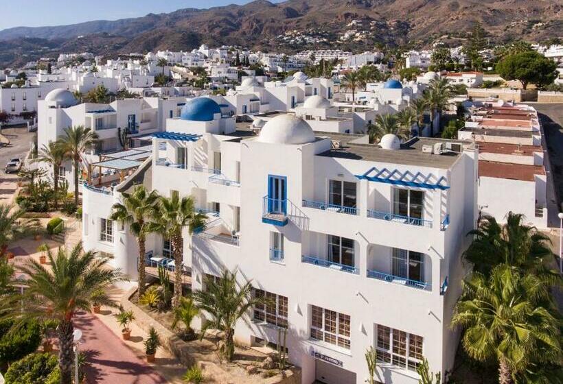 Отель Punta Del Cantal