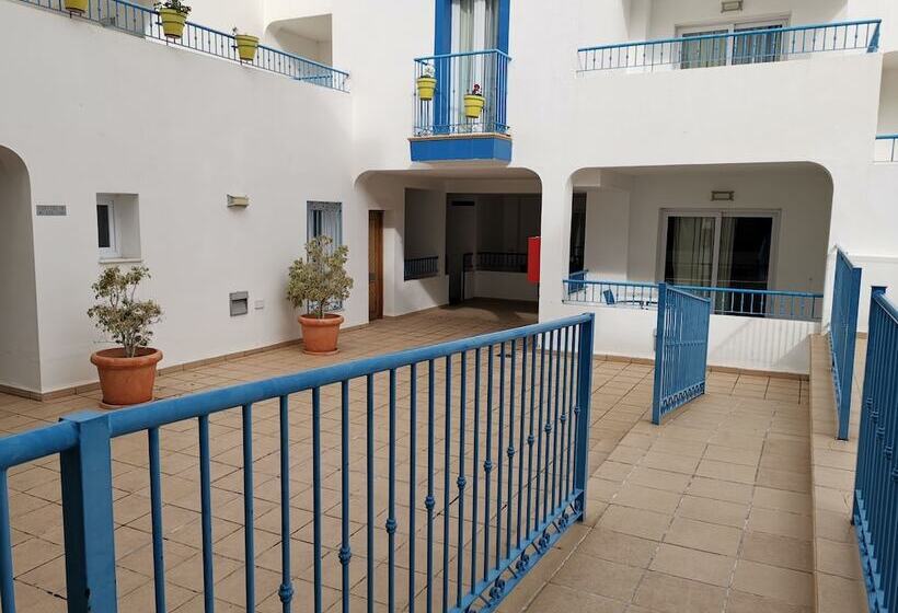 Отель Punta Del Cantal