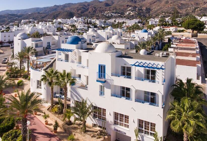 Отель Punta Del Cantal