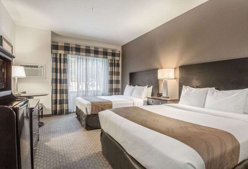 호텔 Quality Inn