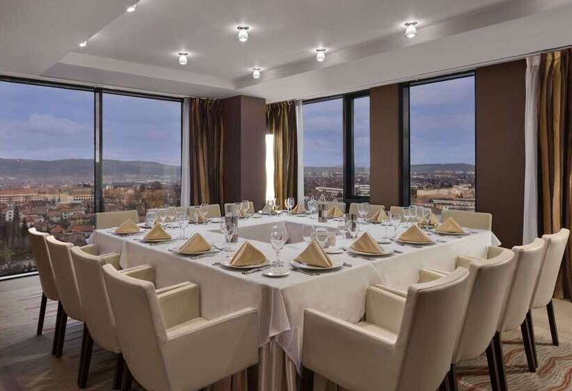 בית מלון כפרי Ramada Sibiu