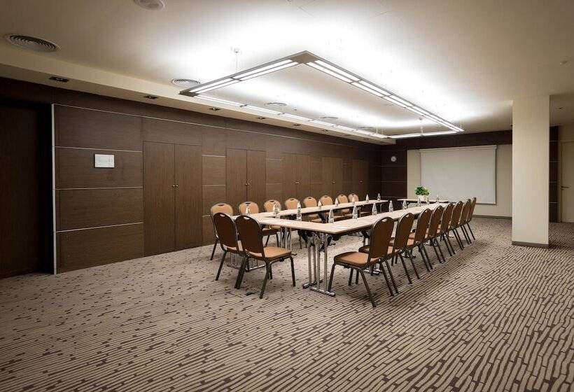 בית מלון כפרי Ramada Sibiu