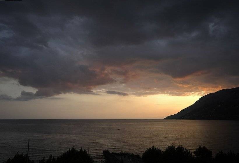 فندق Reginna Palace