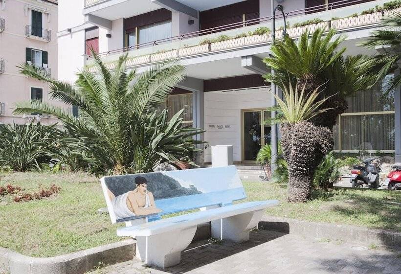 فندق Reginna Palace