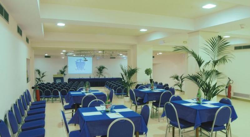 فندق Reginna Palace