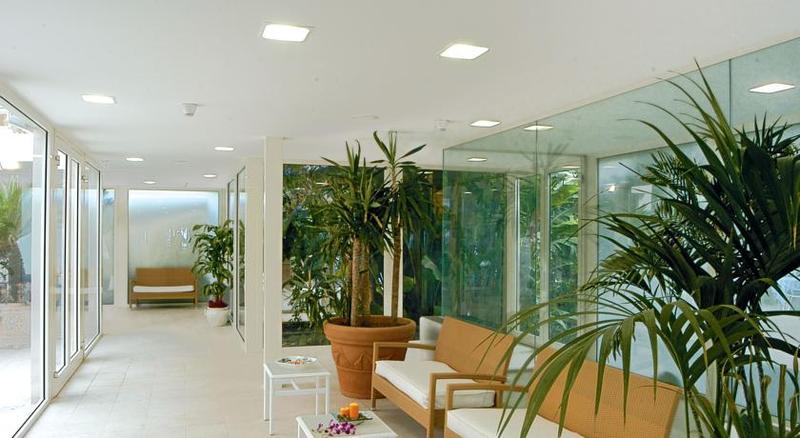 فندق Reginna Palace