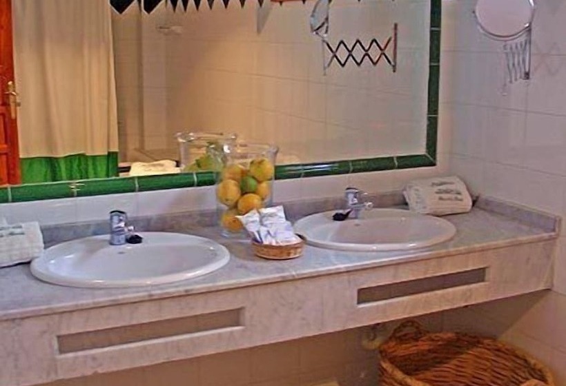 Отель Rural Finca De La Florida