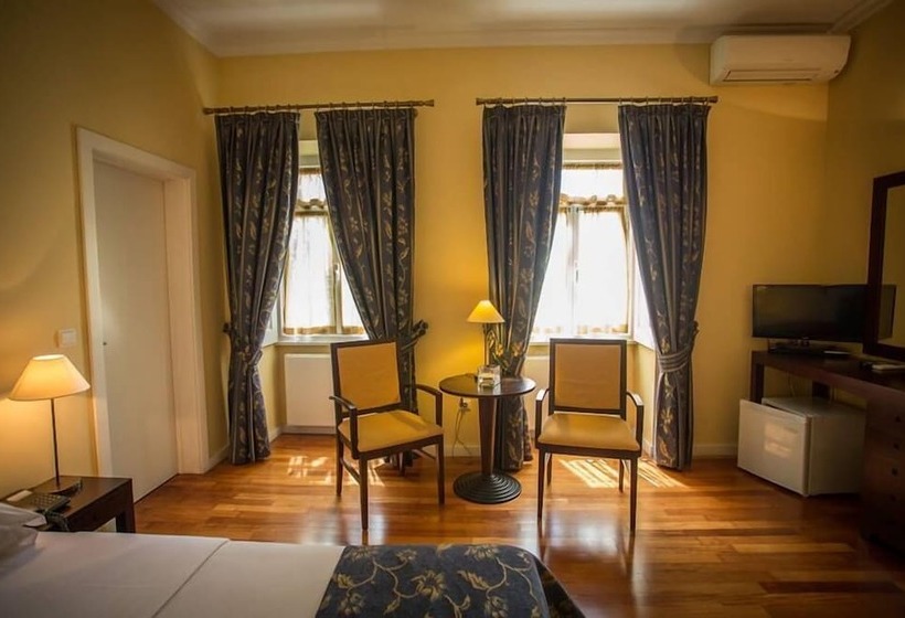 فندق ريفى Glicínia Boutique