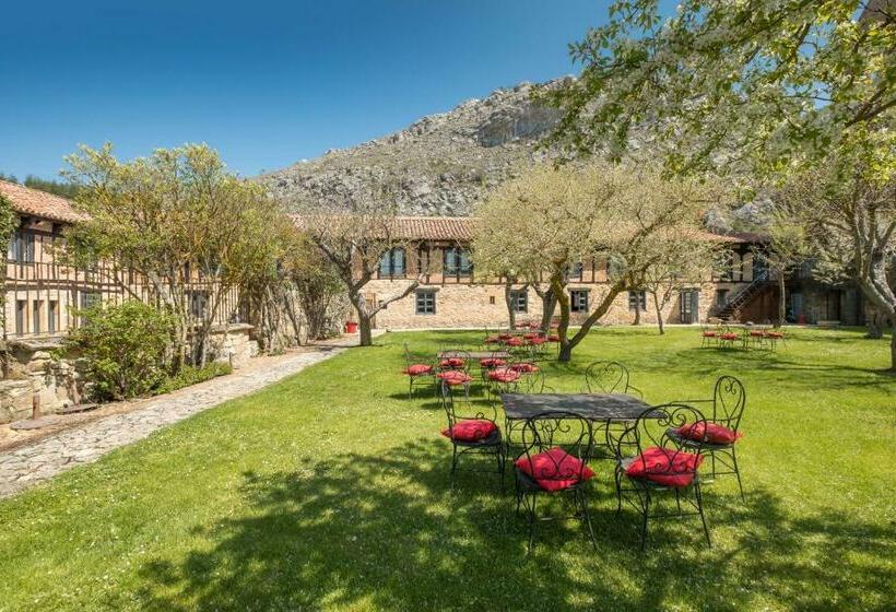 乡村酒店  Posada Santa Maria La Real