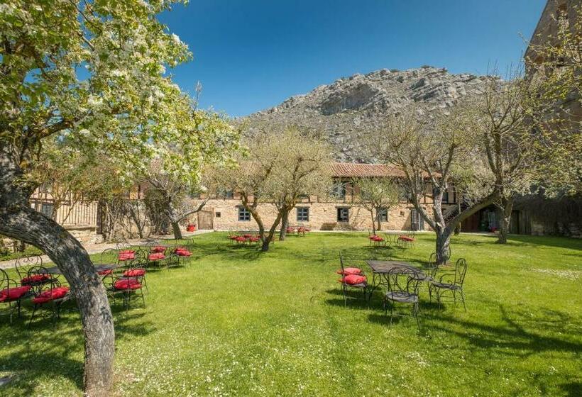 乡村酒店  Posada Santa Maria La Real