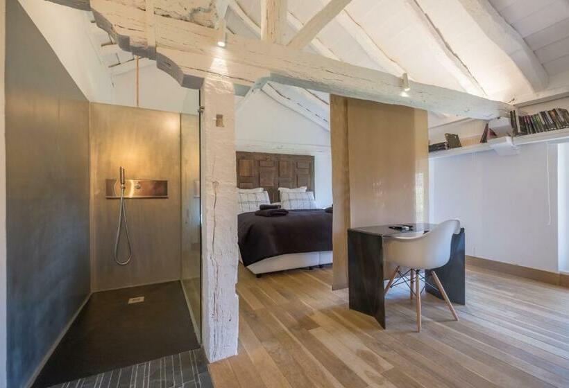 乡村酒店  Posada Santa Maria La Real