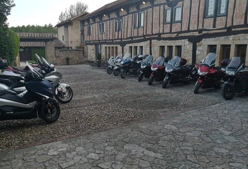 乡村酒店  Posada Santa Maria La Real