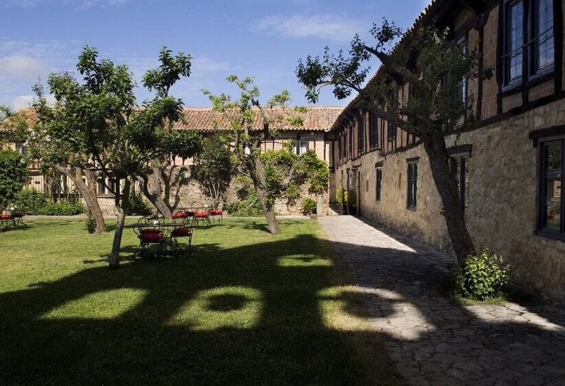 乡村酒店  Posada Santa Maria La Real