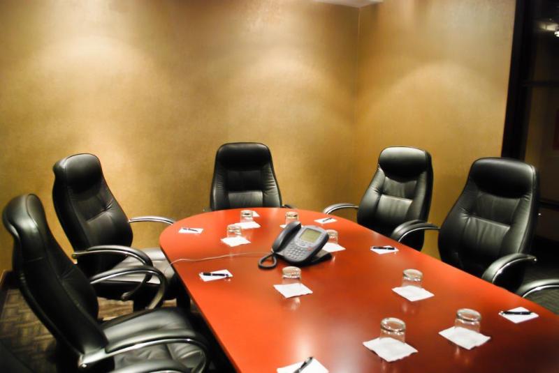 فندق Sandman Signature Toronto Airport