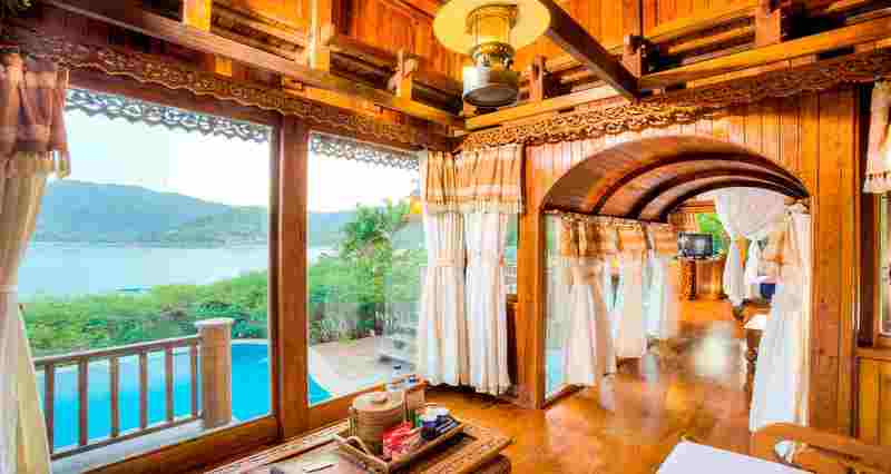 בית מלון כפרי Santhiya Koh Phangan Resort And Spa