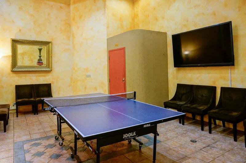 فندق Stay on Main