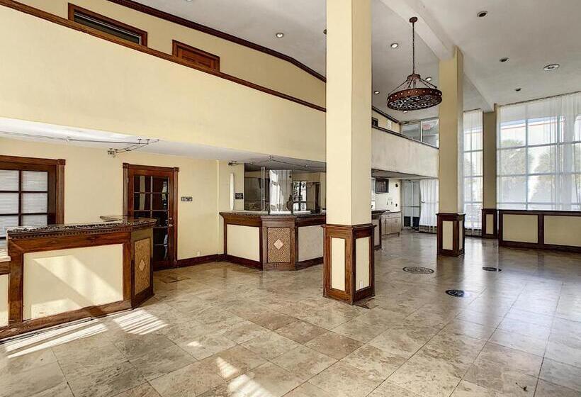 فندق Stayable Orlando At Florida Mall