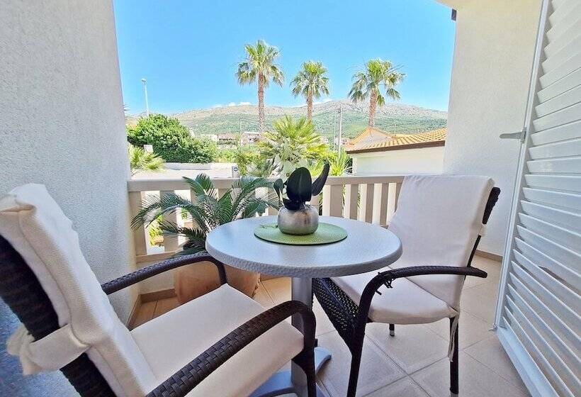 בית מלון כפרי Sunce