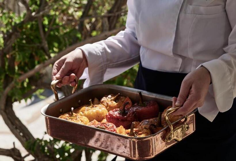 בית מלון כפרי Sunrise Beach Mykonos   A Myconian Collection