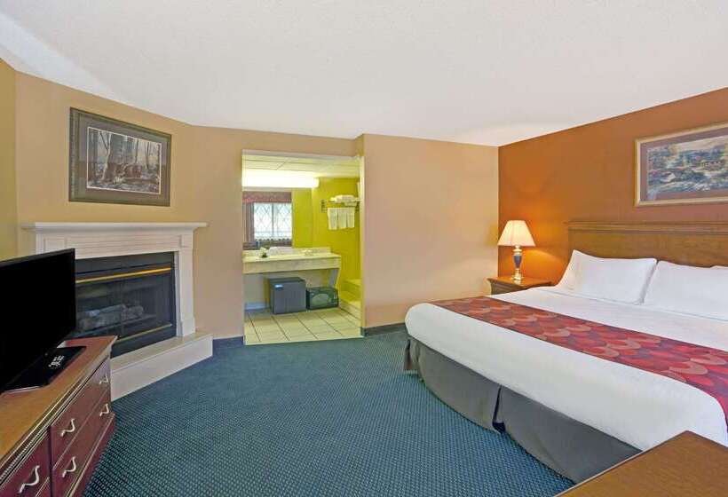 酒店 Super 8 By Wyndham Downtown Gatlinburg At Convention Center