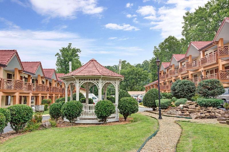 酒店 Super 8 By Wyndham Downtown Gatlinburg At Convention Center