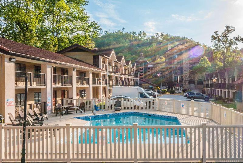 酒店 Super 8 By Wyndham Downtown Gatlinburg At Convention Center