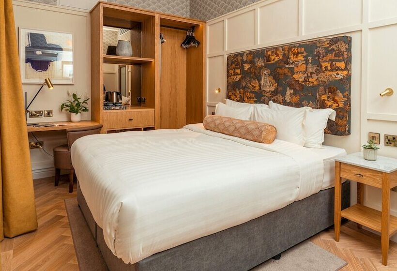 בית מלון כפרי The Fleet