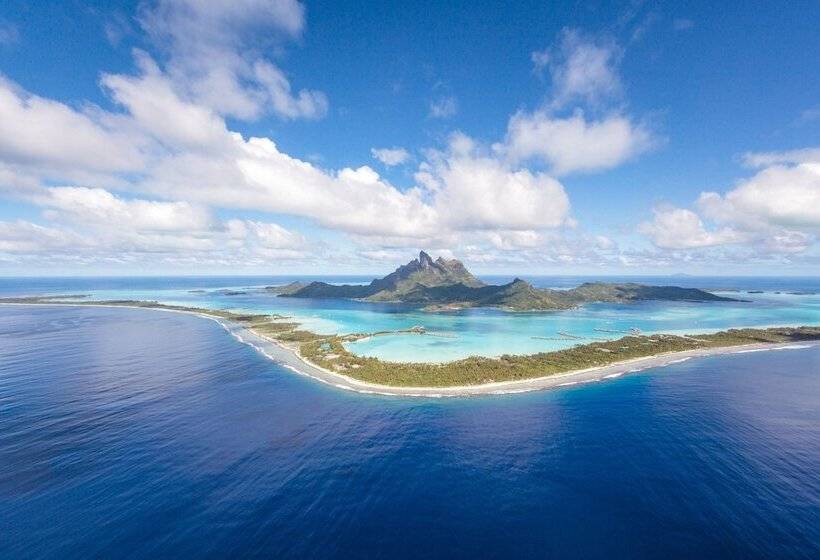 호텔 The St. Regis Bora Bora Resort