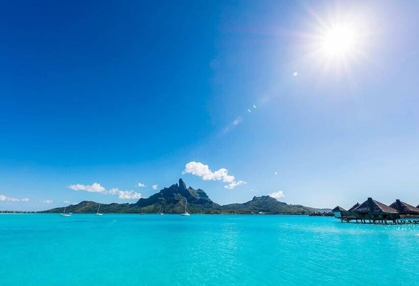 호텔 The St. Regis Bora Bora Resort