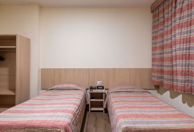 ホテル Delplaza Timbiras São Paulo