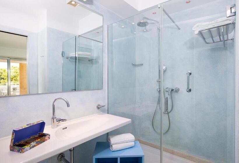 בית מלון כפרי Tirreno Resort