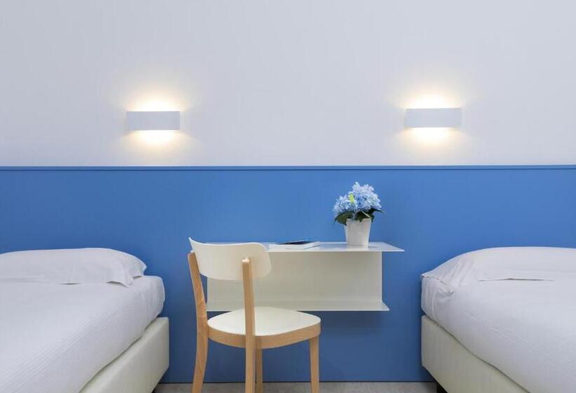 فندق Tirreno Resort