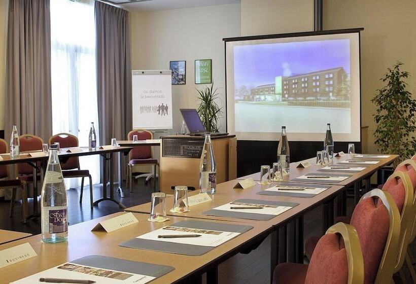 ホテル Travelodge Barcelona Cornella Fira