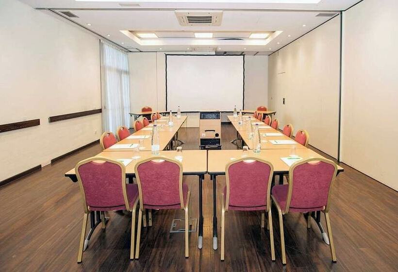 ホテル Travelodge Barcelona Cornella Fira