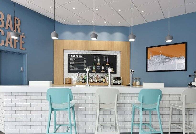 ホテル Travelodge Brighton Seafront