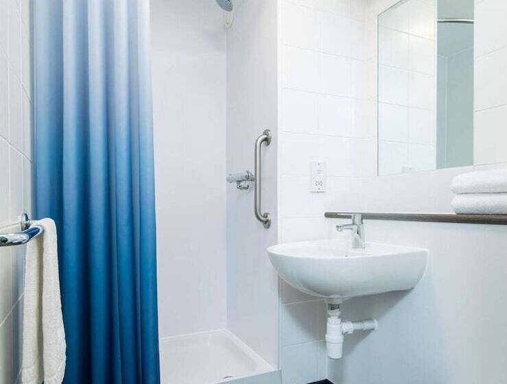 ホテル Travelodge Brighton Seafront