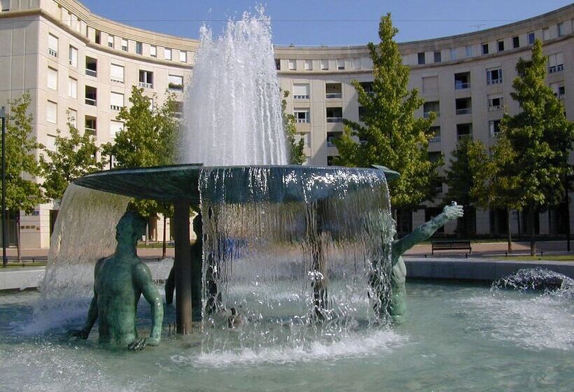 בית מלון כפרי Villa Bellagio Montpellier