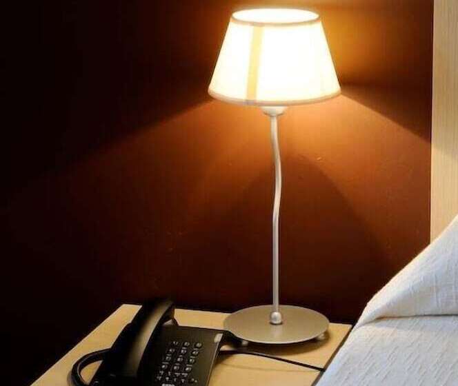 בית מלון כפרי Villa Bellagio Montpellier