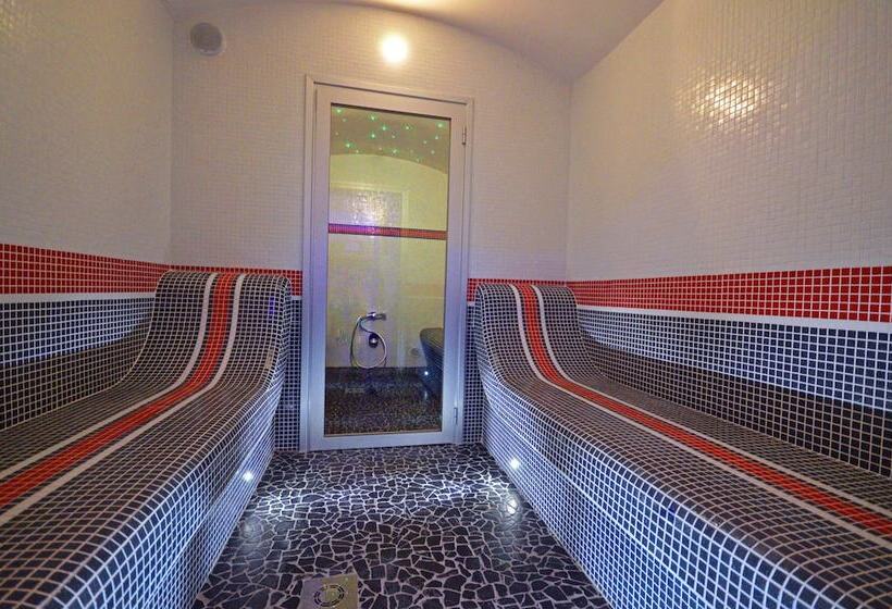 בית מלון כפרי Villa Le Zagare Relais & Spa